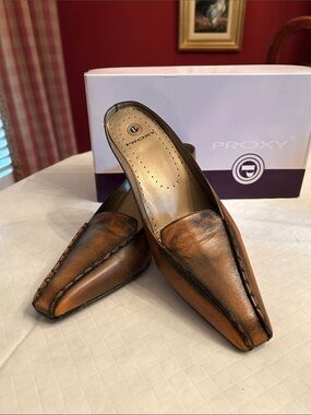 PROXY Women's Metallic Copper Shoes